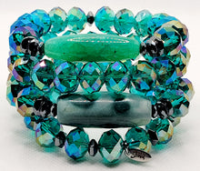 Load image into Gallery viewer, Get Stoned Emerald Crystals
