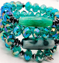 Load image into Gallery viewer, Get Stoned Emerald Crystals
